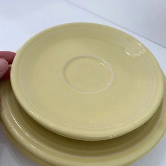 Fiestaware Yellow 5 Piece Place Setting Fiesta Retired Pale Yellow Dish Set - Picture 4 of 11